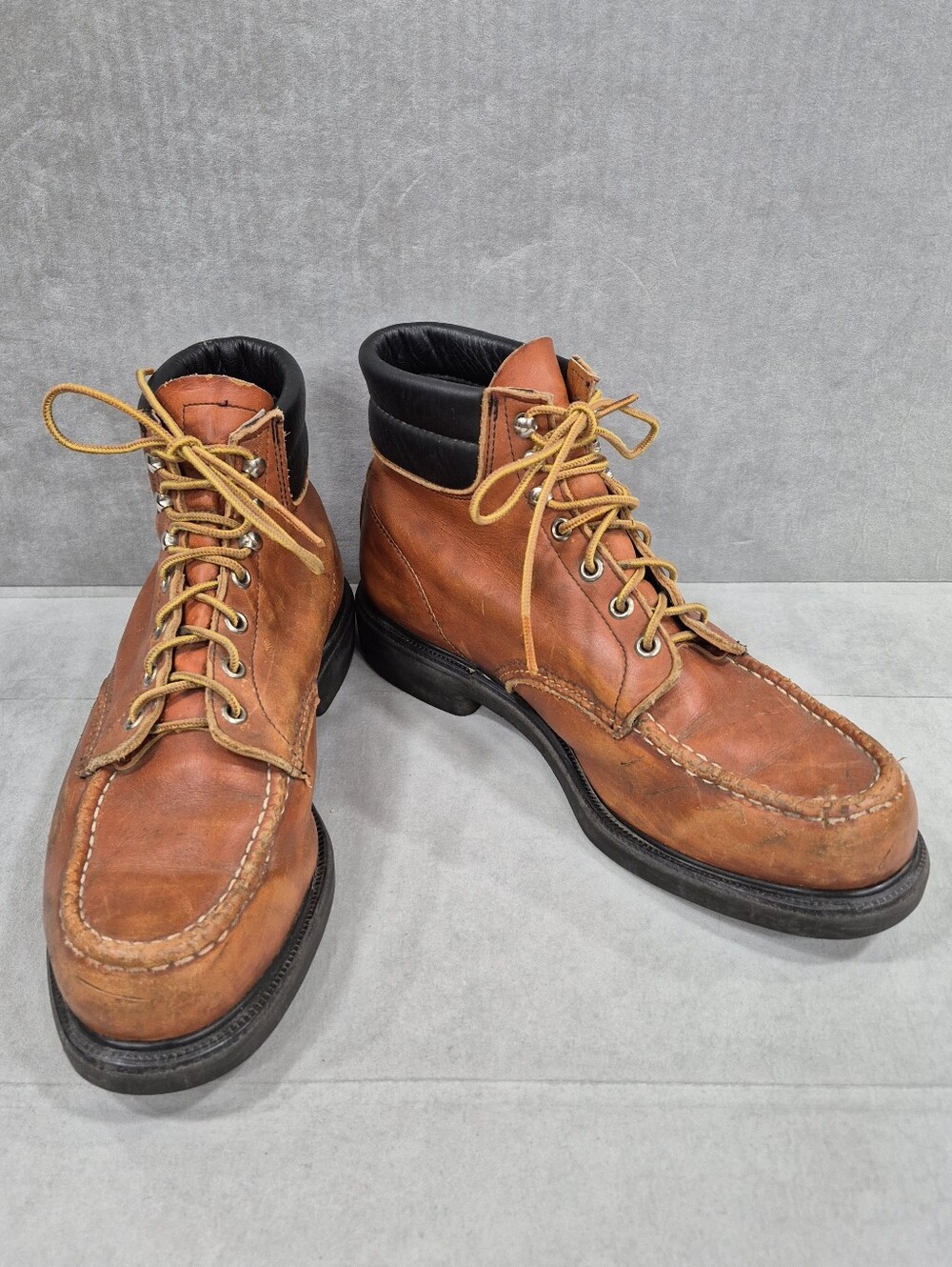 Vtg Red Wing 204 boots men's 10D goldenrod brown leather moc toe SuperSole